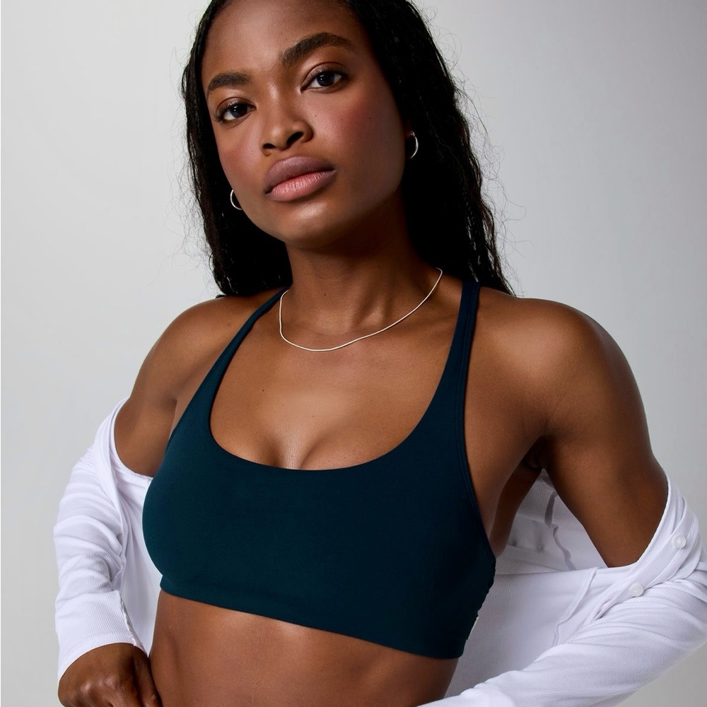 Vuori Yosemite Turquoise Strappy Sports Bra